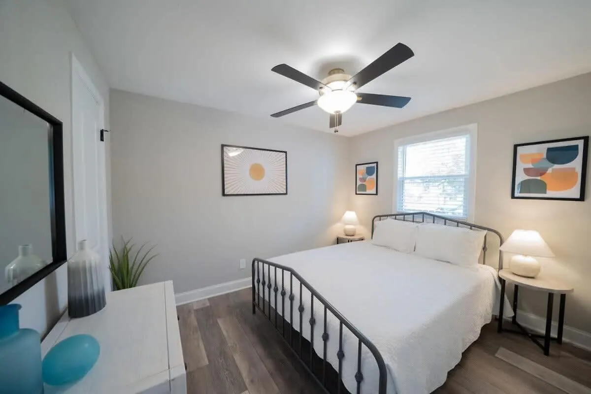 Ov Mosaic Suites - Serene North Camellia Acres 0*,  United States