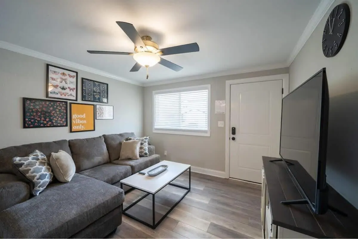 Ov Mosaic Suites - Serene North Camellia Acres 0*,